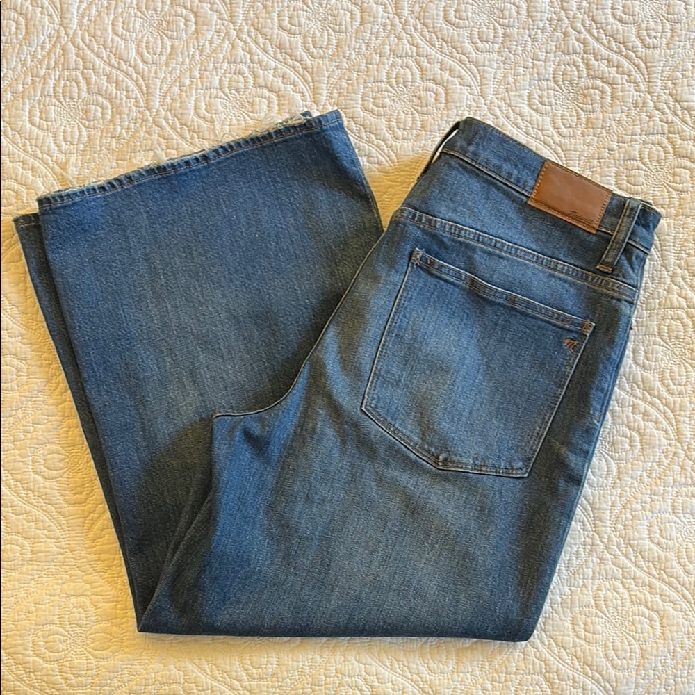 Madewell Wide-Leg Cropped Jeans